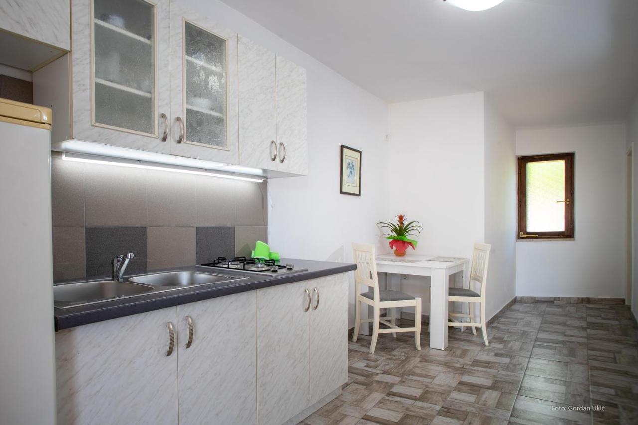 Apartman Luka Rovinj Exterior foto